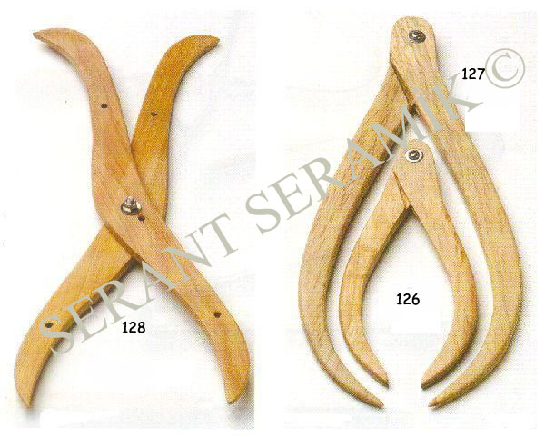 126-128 Ahşap Pergeller